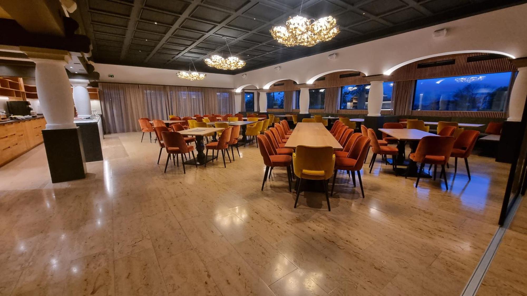 Aktivhotel Foettinger شتاينباخ آم أترزي المظهر الخارجي الصورة