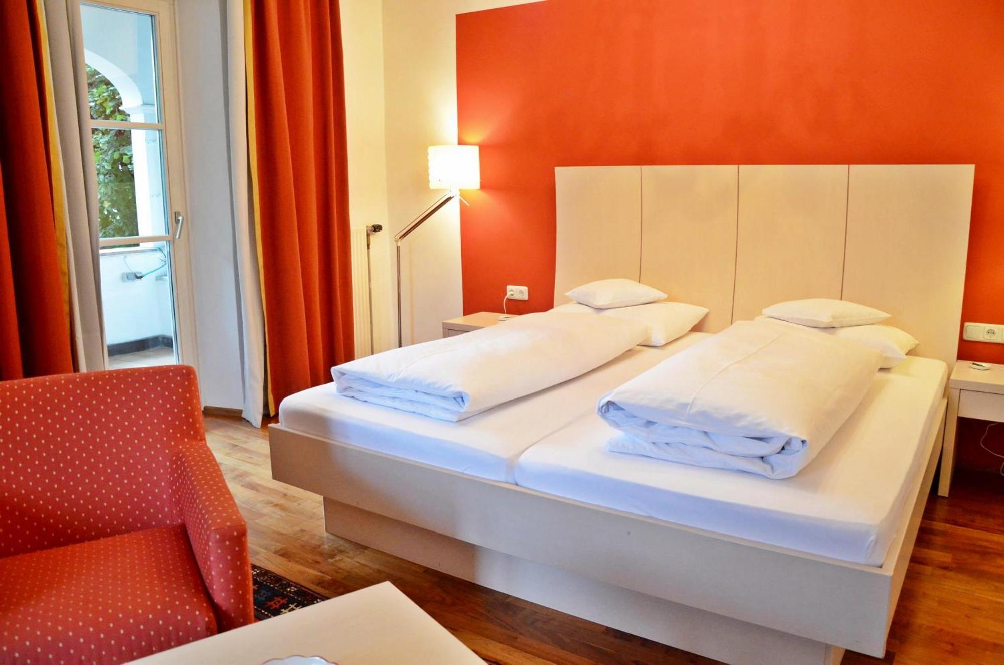 Aktivhotel Foettinger شتاينباخ آم أترزي الغرفة الصورة