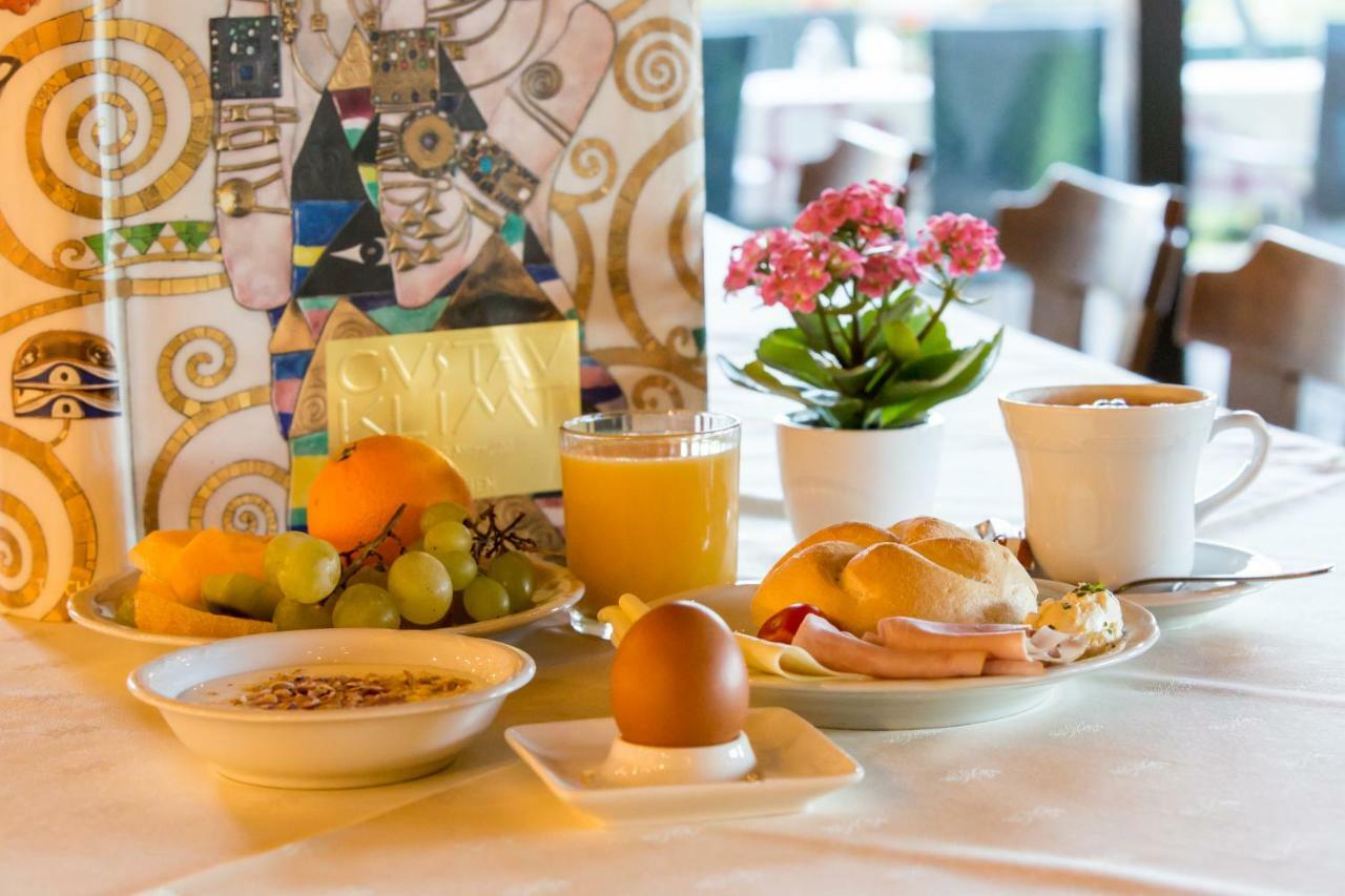 Aktivhotel Foettinger شتاينباخ آم أترزي المظهر الخارجي الصورة